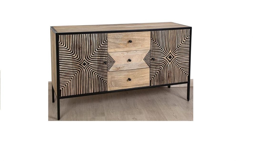 APARADOR 2 PUERTAS 3 CAJONES MADERA TALLADA Y METAL MED: 140 X 40 X 80 CM ALTO