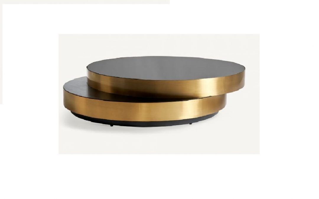 MESA DE CENTRO ESTRUCTURA ACERO COLOR NEGRO-ORO Y TABLERO DE VIDRIO MED: 140 X 120 X 31 CM ALTO