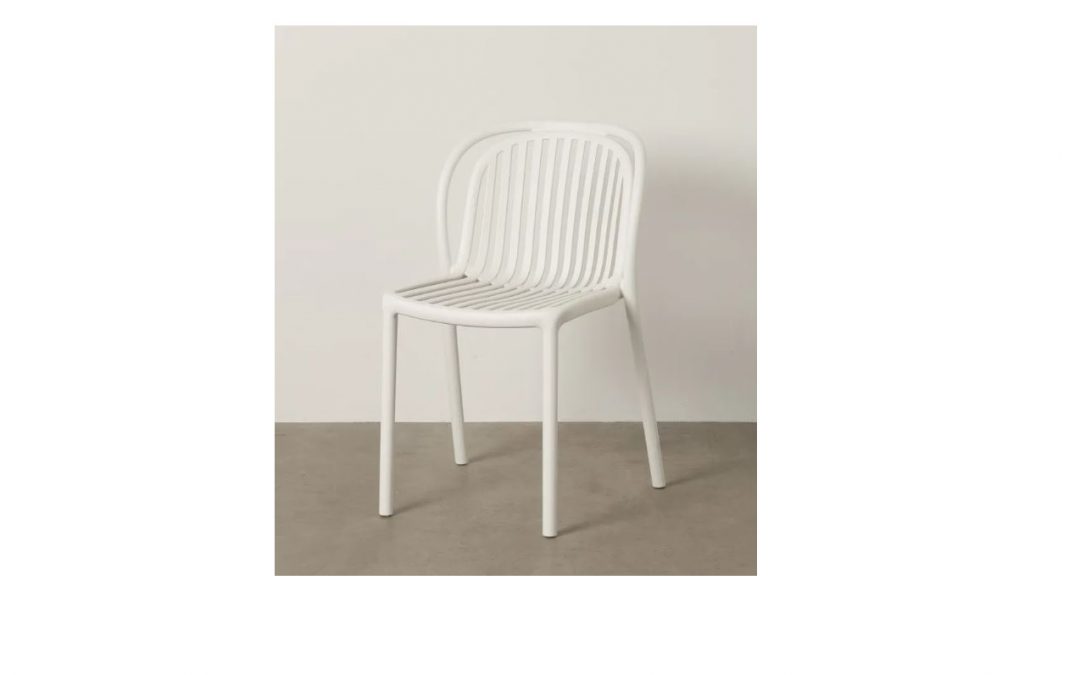 SILLA POLIPROPILENO DE EXTERIOR APILABLE COLORES: BLANCO, VERDE, TERRACOTA O BEIGE MED: 51 X 57 X 78 CM ALTO (TAMBIÉN CON BRAZOS)