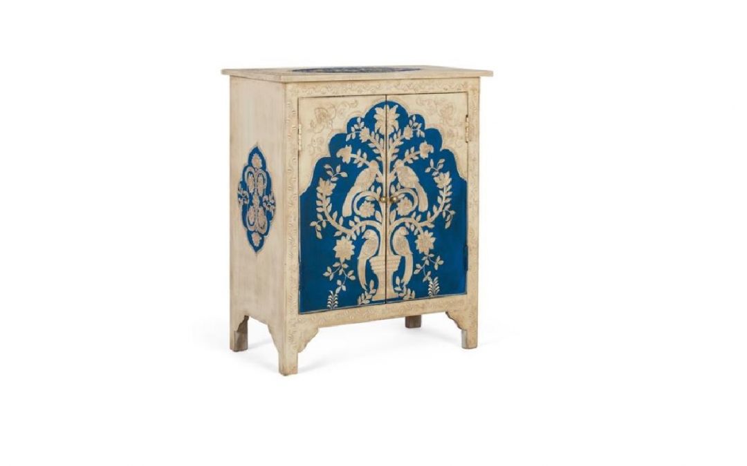 MESITA AUXILIAR MADERA DE MANGO 2 PUERTAS CON ESTANTES INTERIORES PINTADO A MANO MED: 66 X 33 X 76 CM ALTO